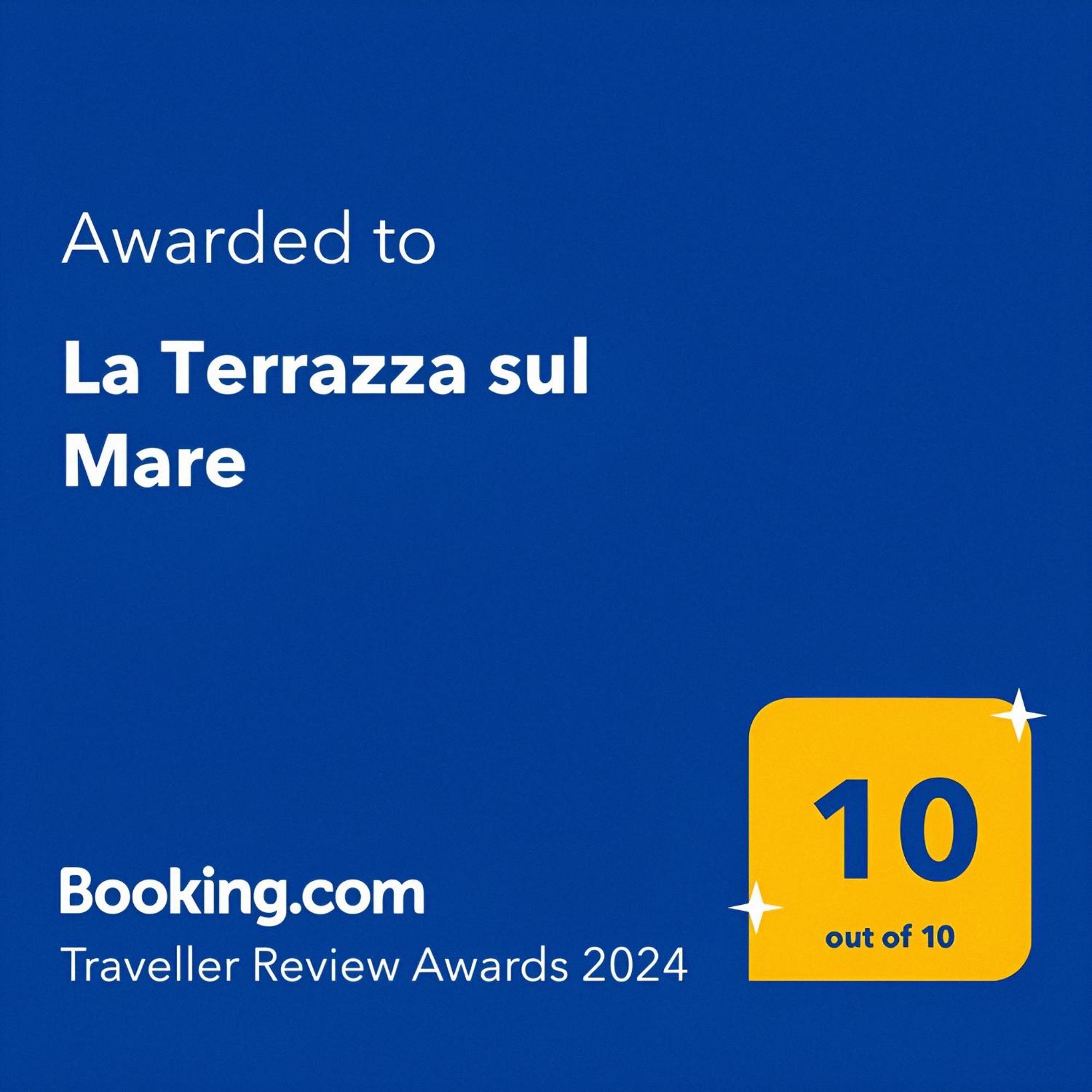 Montesilvano MarinaLa Terrazza Sul Mareアパートメント エクステリア 写真